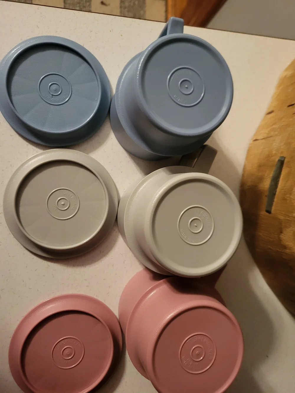 3 Vintage Tupperware Pastel Stacking Handle Coffee Mug 3 Lids/coasters 1312 1313
